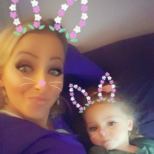 Meet your Posher, Caitlin